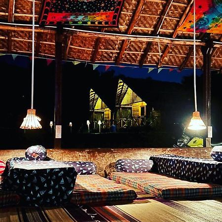האמפי Banana Tree Home Stay מראה חיצוני תמונה