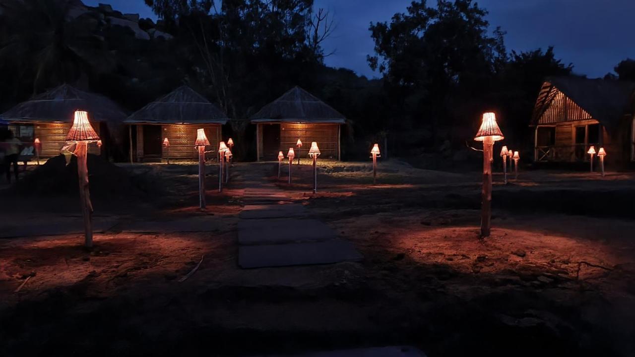 האמפי Banana Tree Home Stay מראה חיצוני תמונה